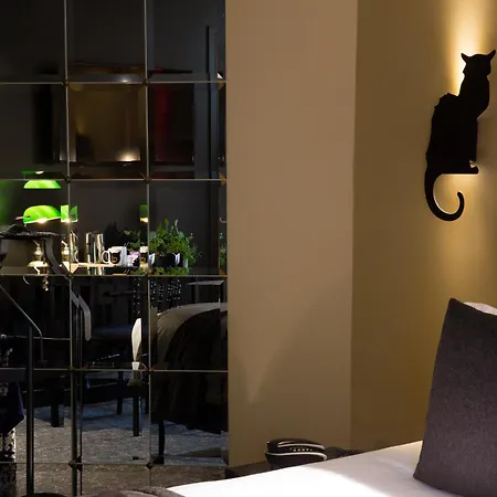 Hotel Le Chat Noir-2